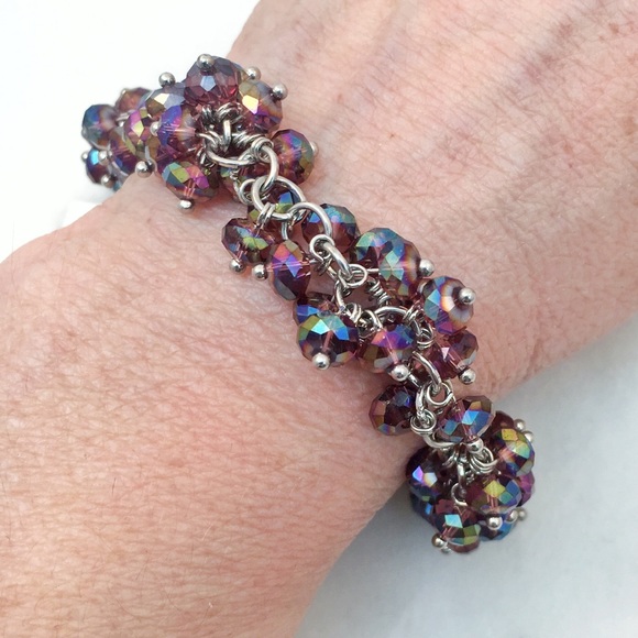 Iridescent Grape Cluster Bead Bracelet - Picture 3 of 3